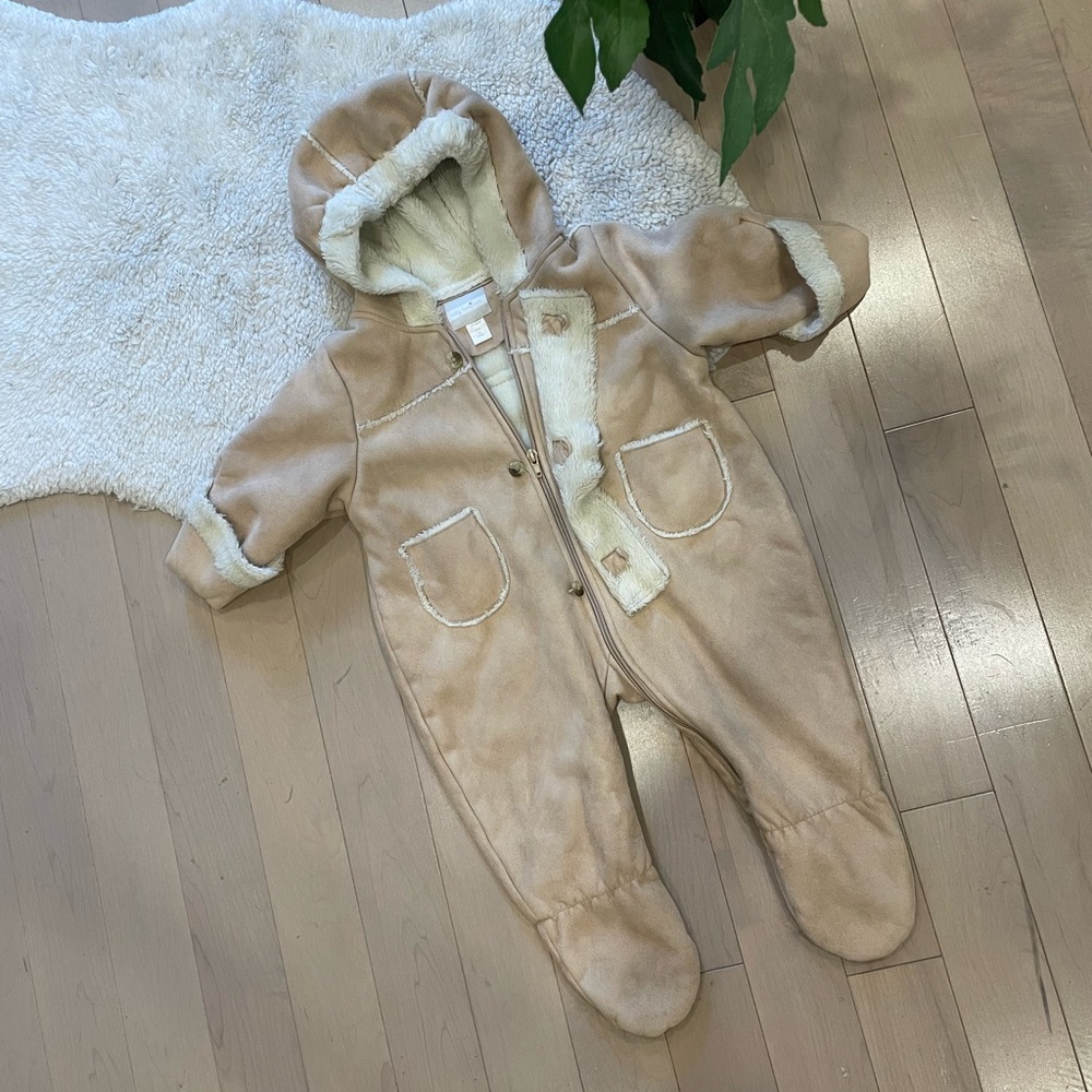 🤎🐨The Children’s Place Cozy Tan Kids One Piece